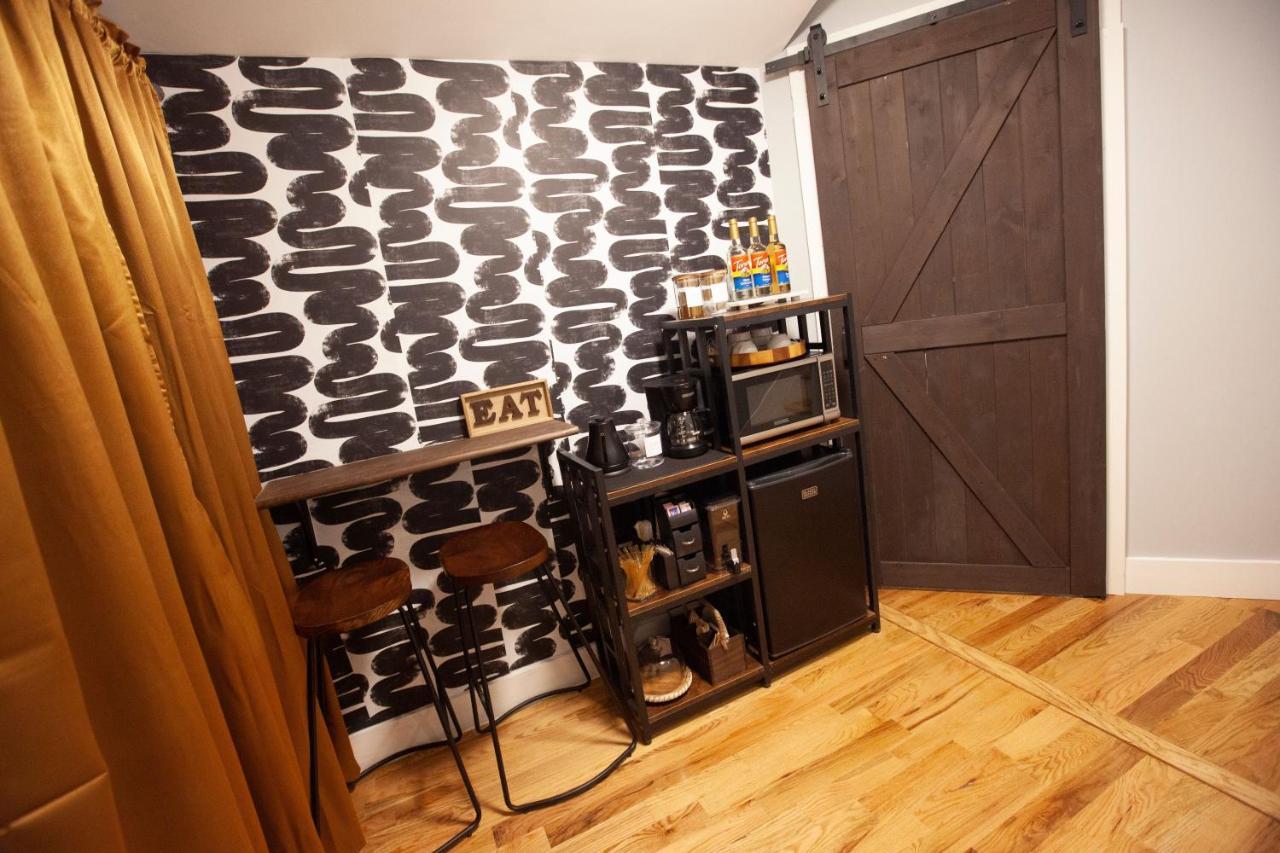 Alafia- Cozy Jfk Area Home - This Property Is A Hosted Property Meaning The Host Live On Site New York Eksteriør billede
